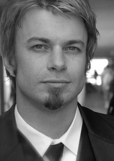 Питер Мервис