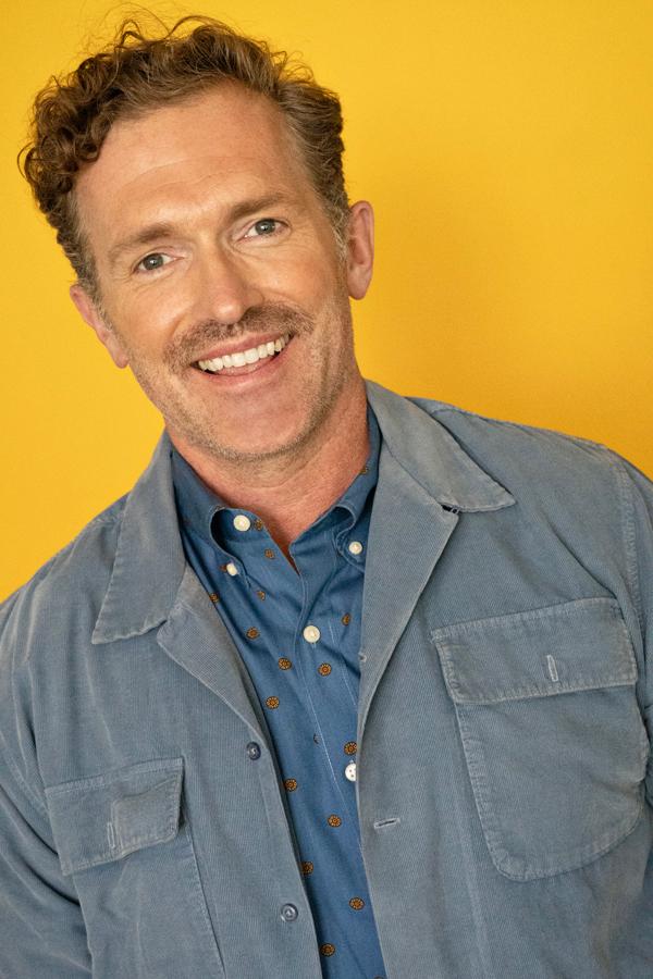 Джастен Джонс