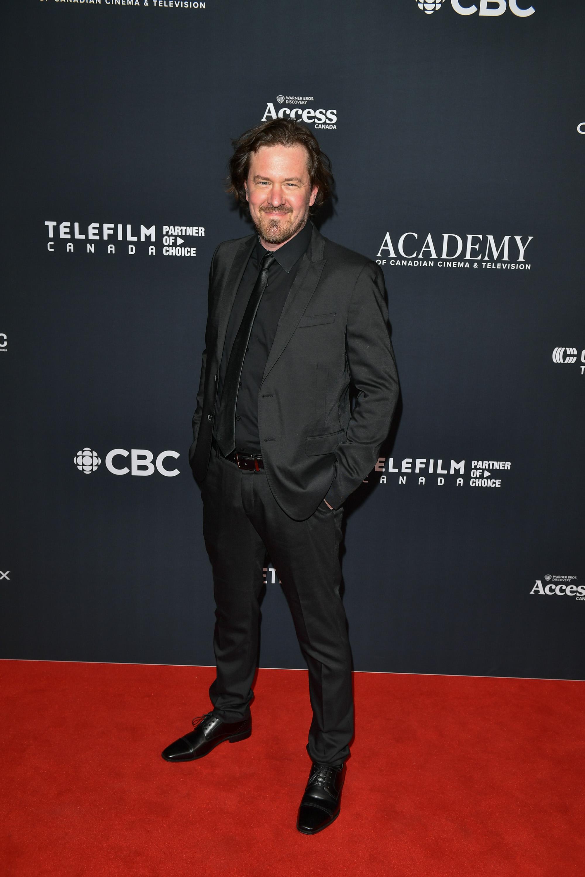 Эдриэн Эллис