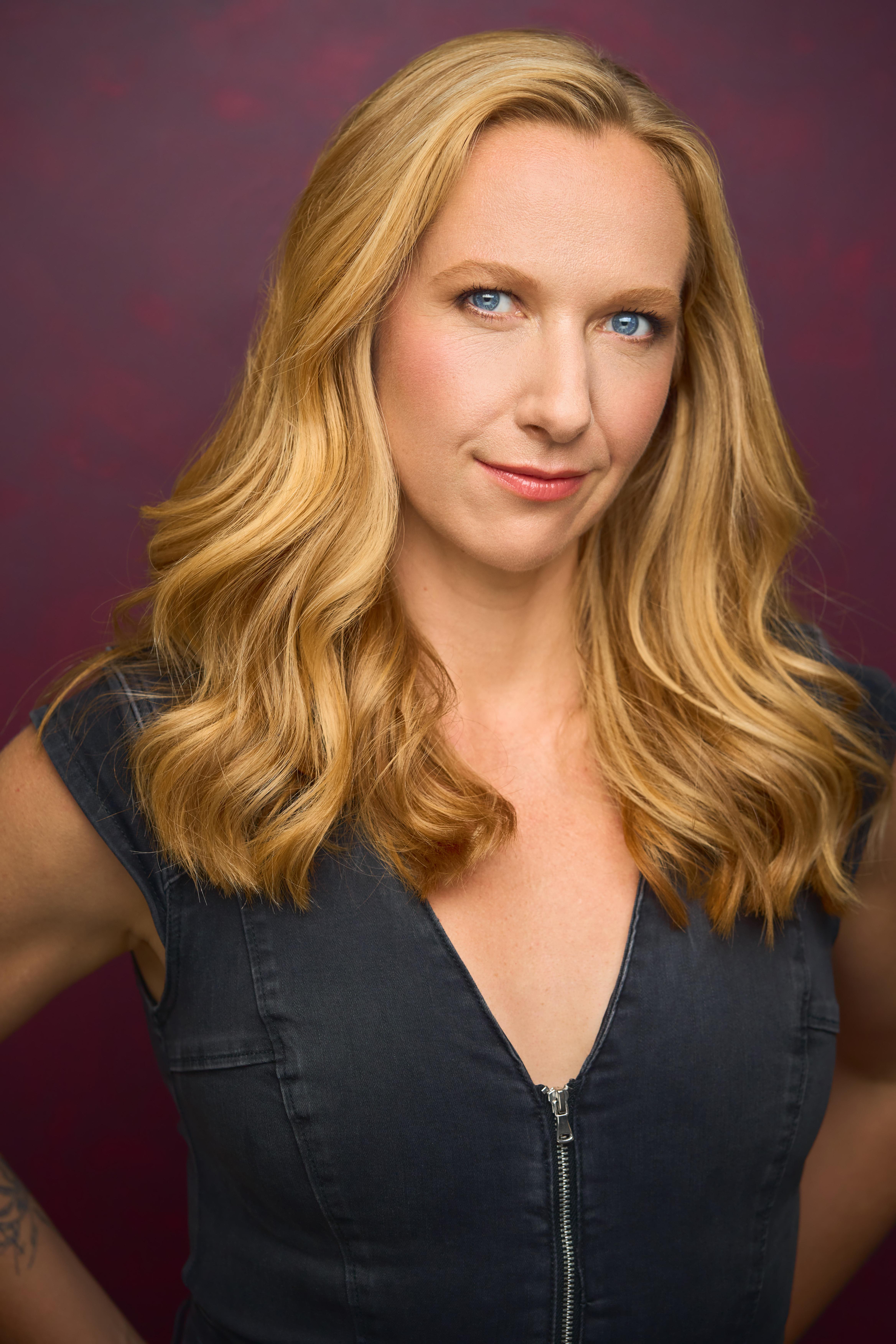 Мэгги Александер