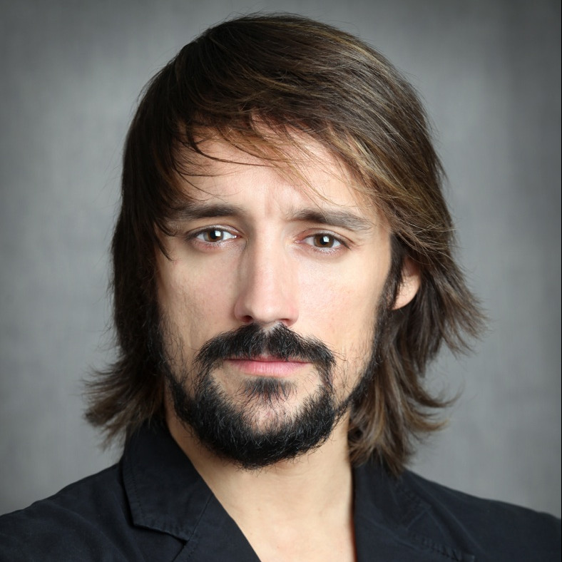 Оскар Виллалобос