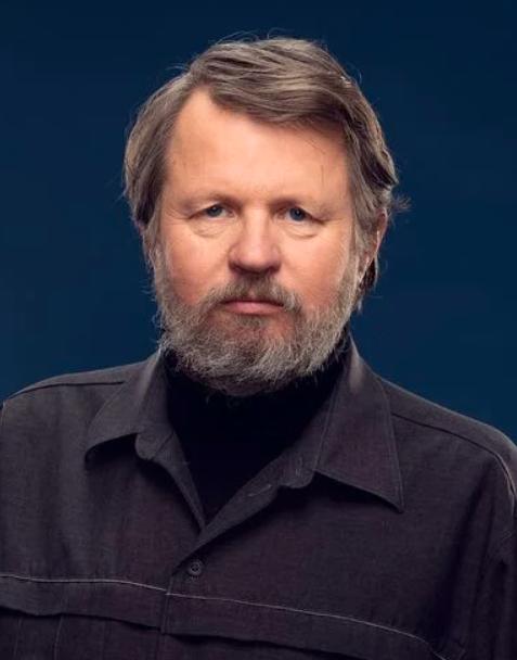 Том Эгеленд
