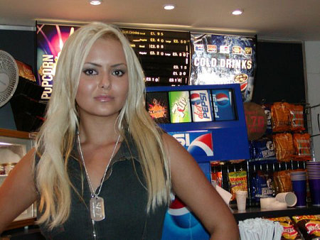 Эбони Гилберт