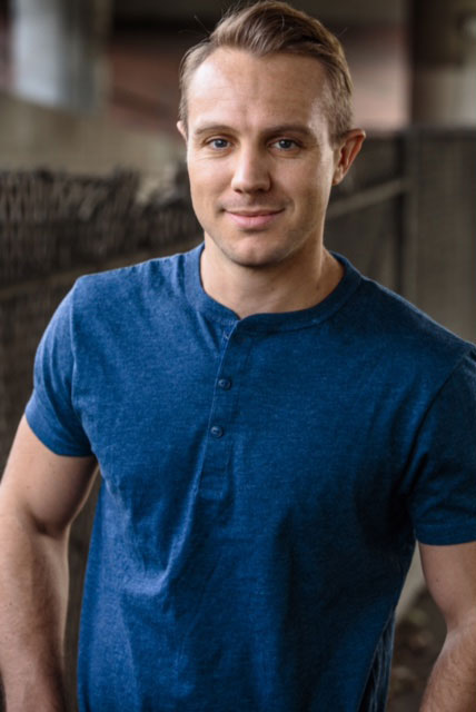 Элиот Бенджамин