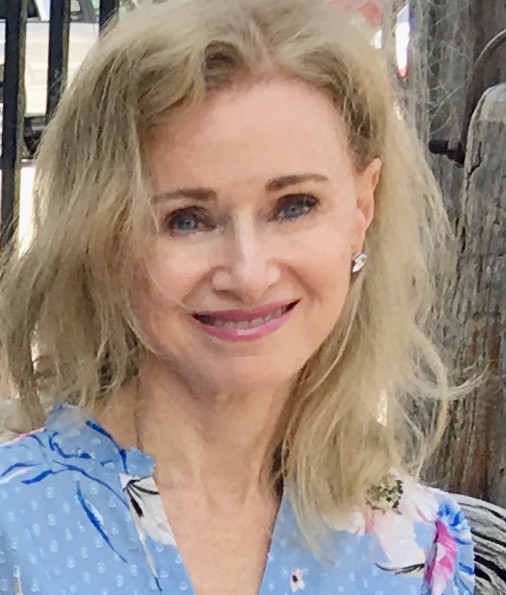 Пола Демерс