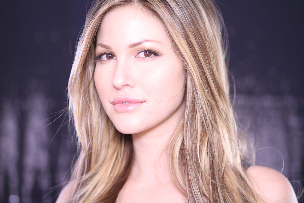 Хиллари Лоу