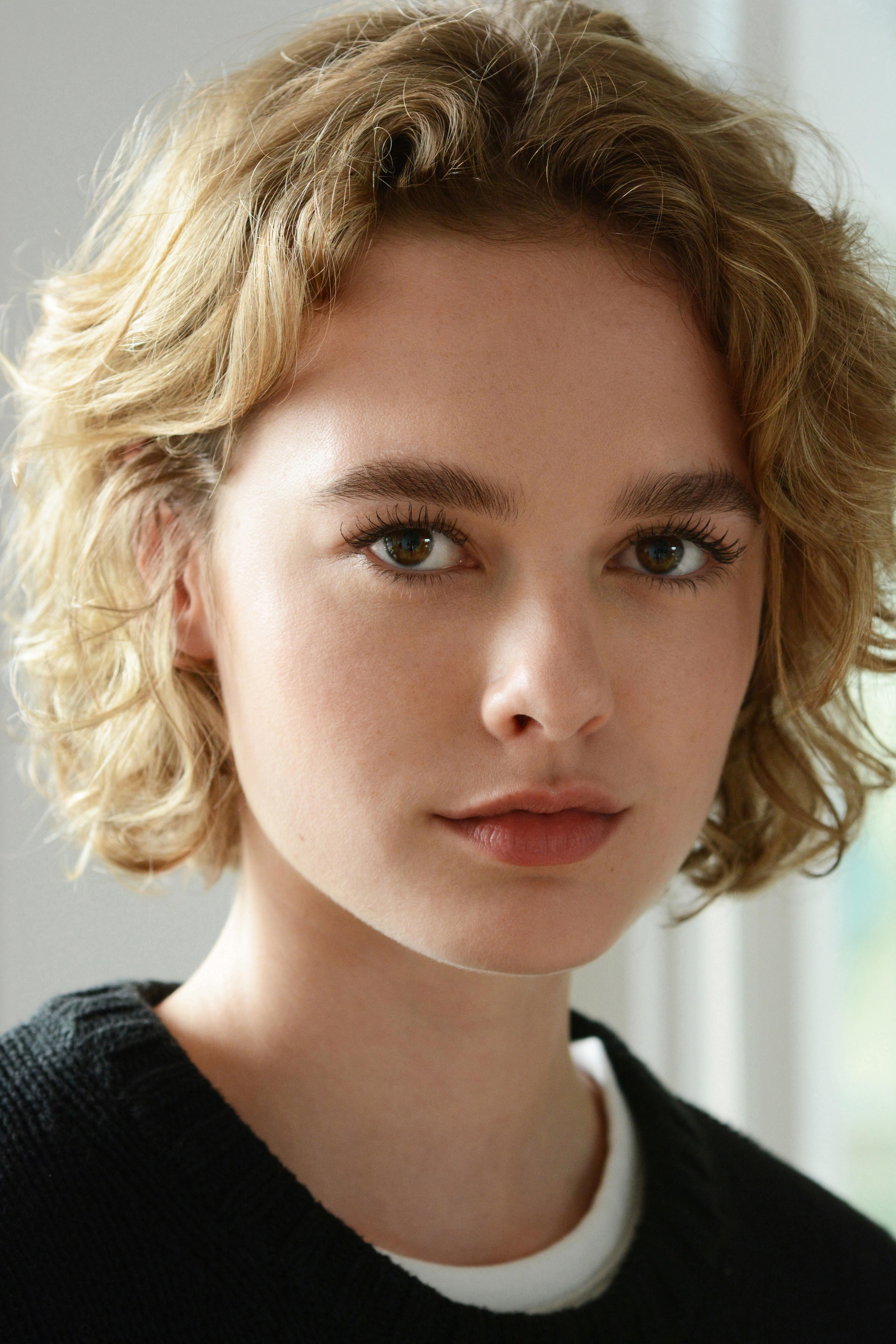 Мис ван Ройен