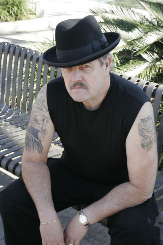 Рональд Буш