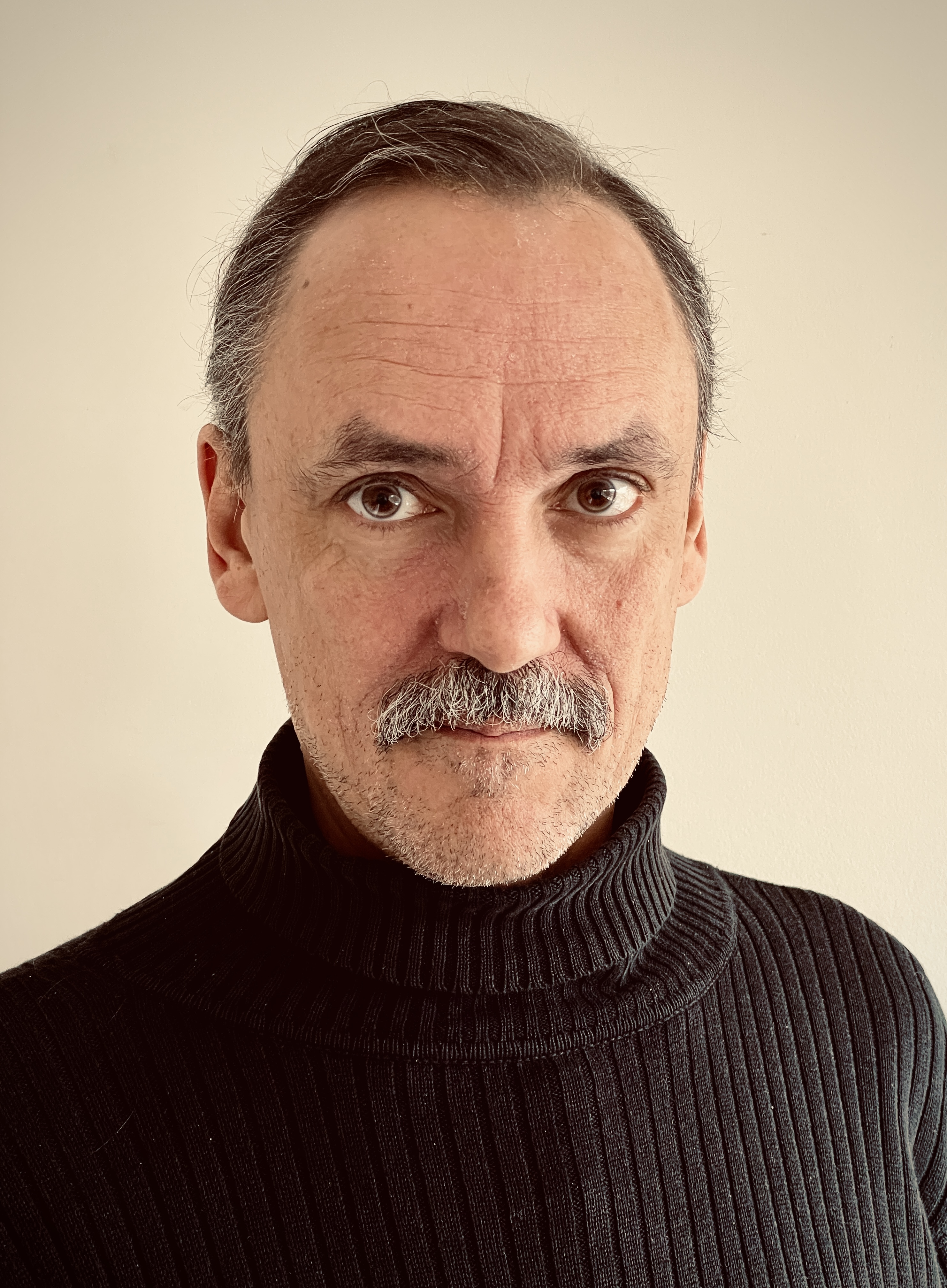 Лэнс Филлипс