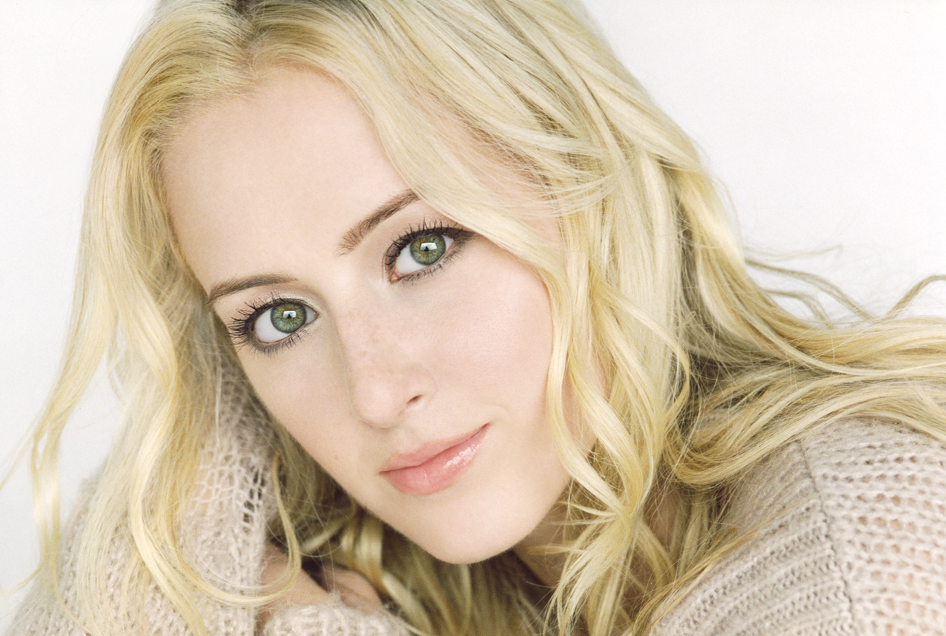 Кэйтлин Бенсон