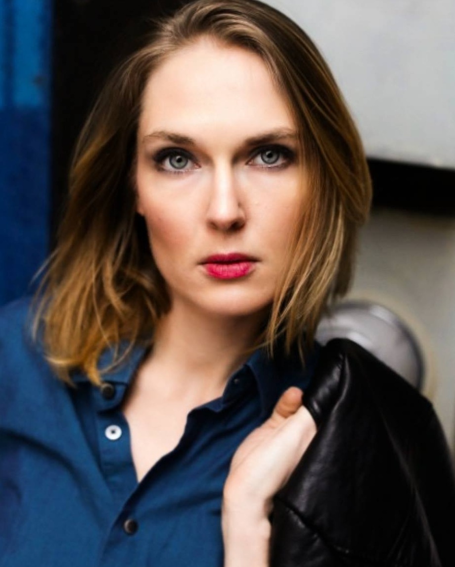 Лора Хендерсон