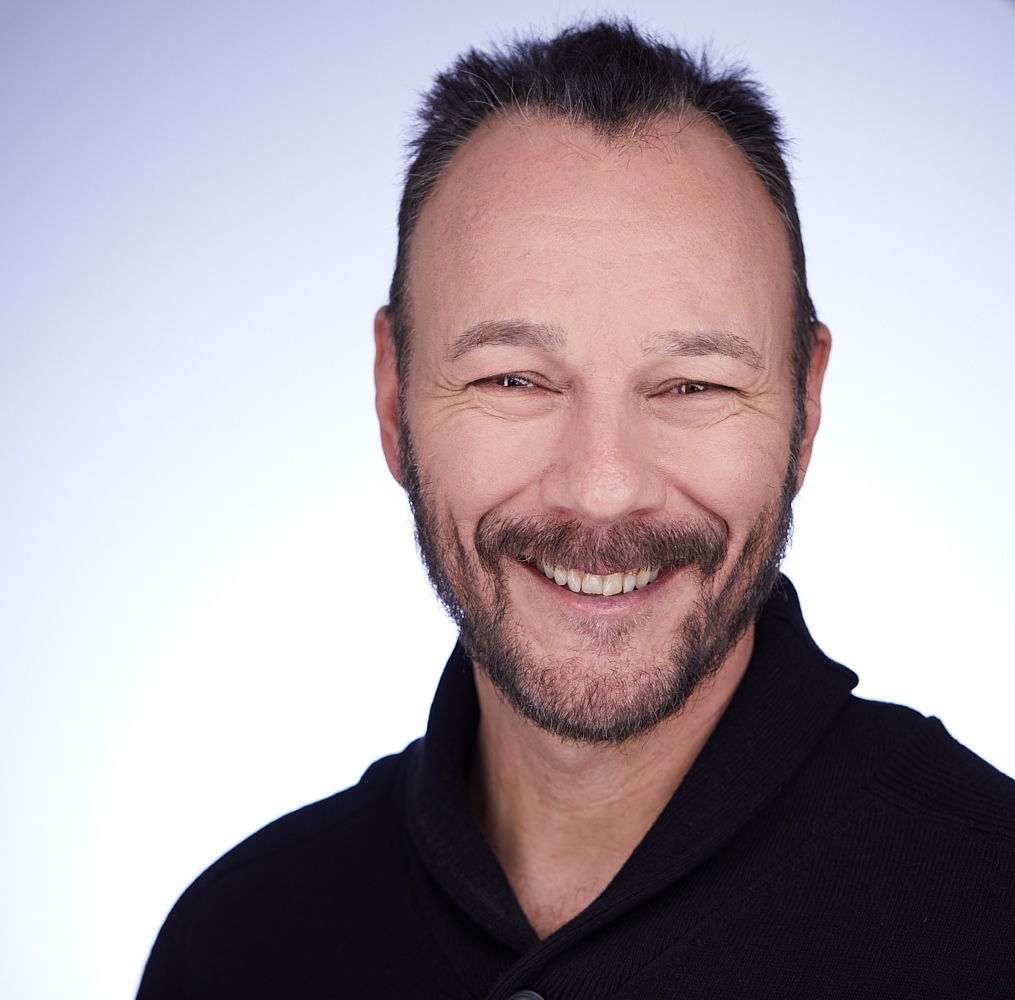 Джеймс Тэкетт