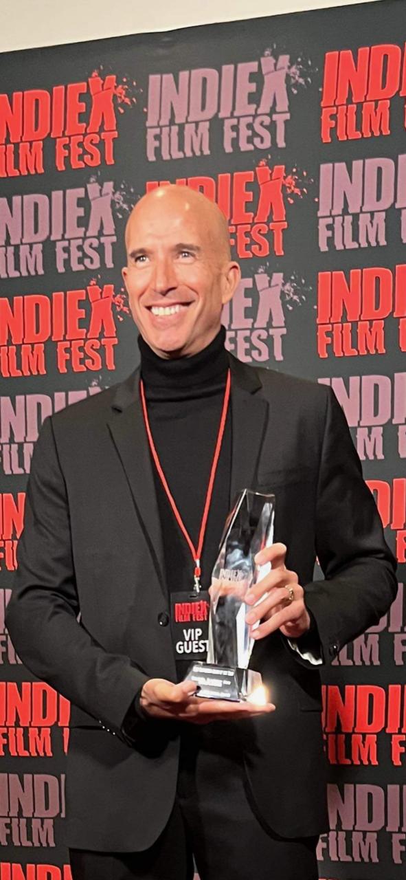 Дэниэл Дэсент