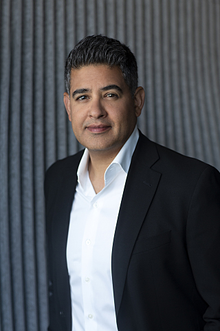 Винни Малхотра