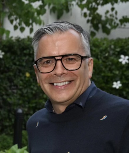 Джеймс Коста