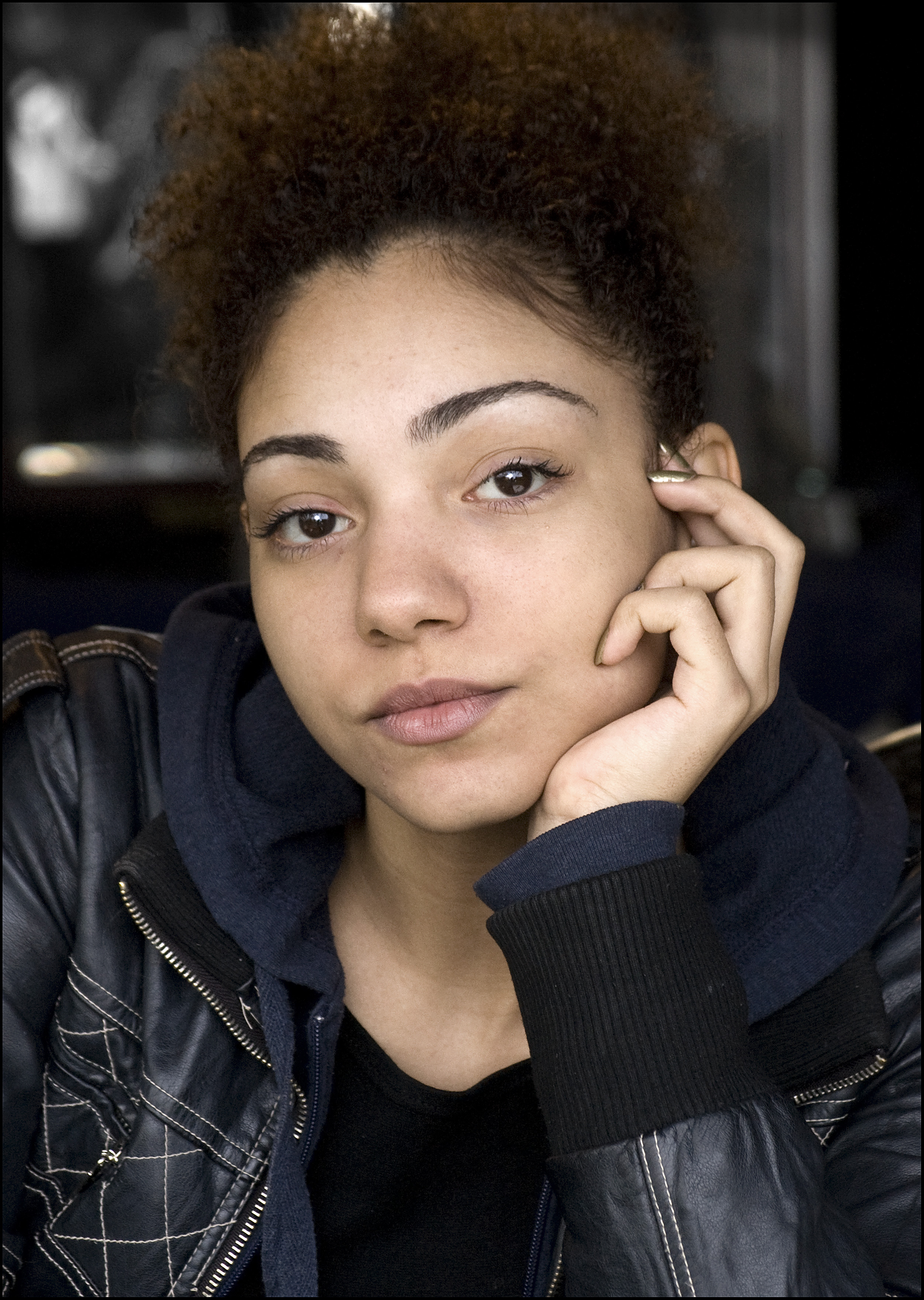 Лорен Томас