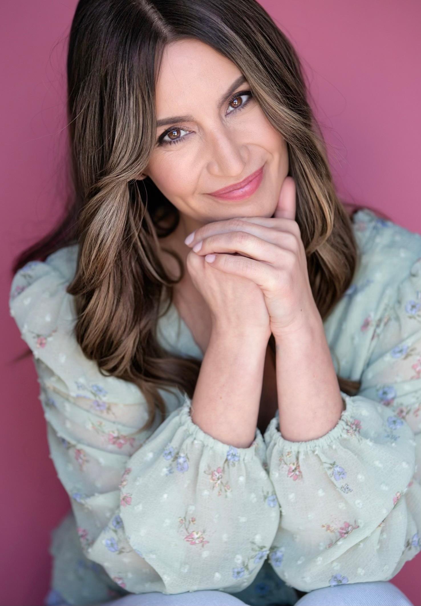 Дана Симона