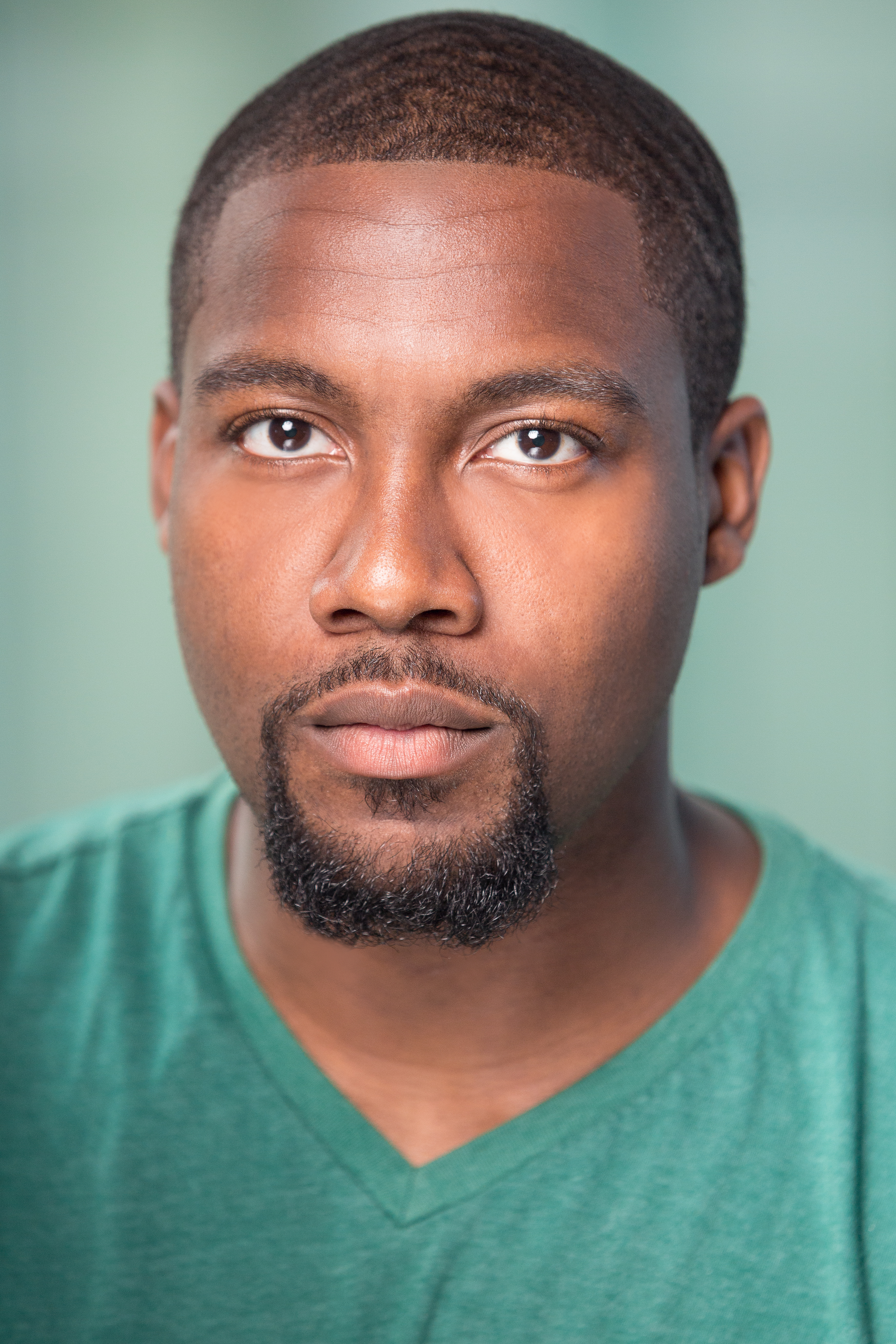 Кеннет Боуэн