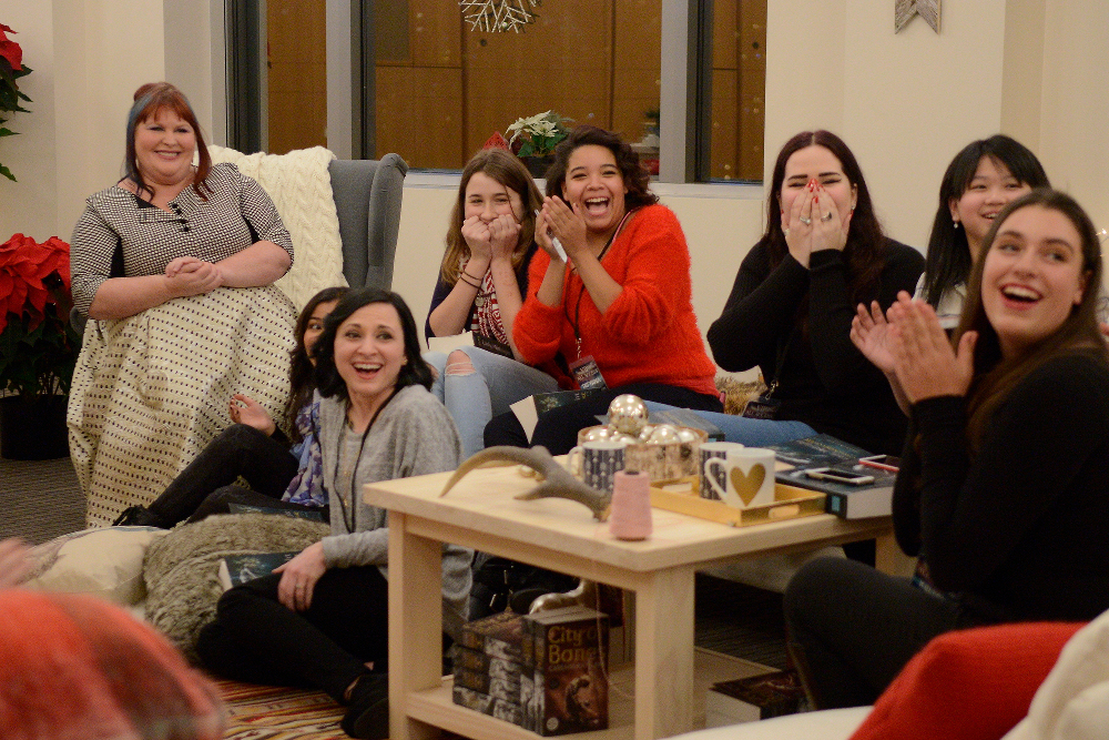 Кассандра Клэр