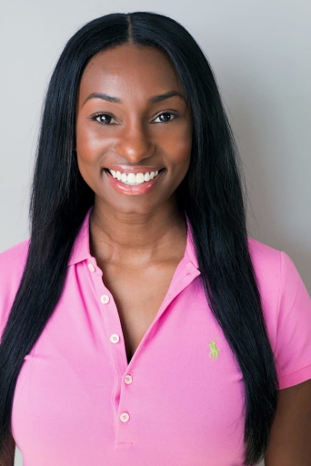 Кортни Томас