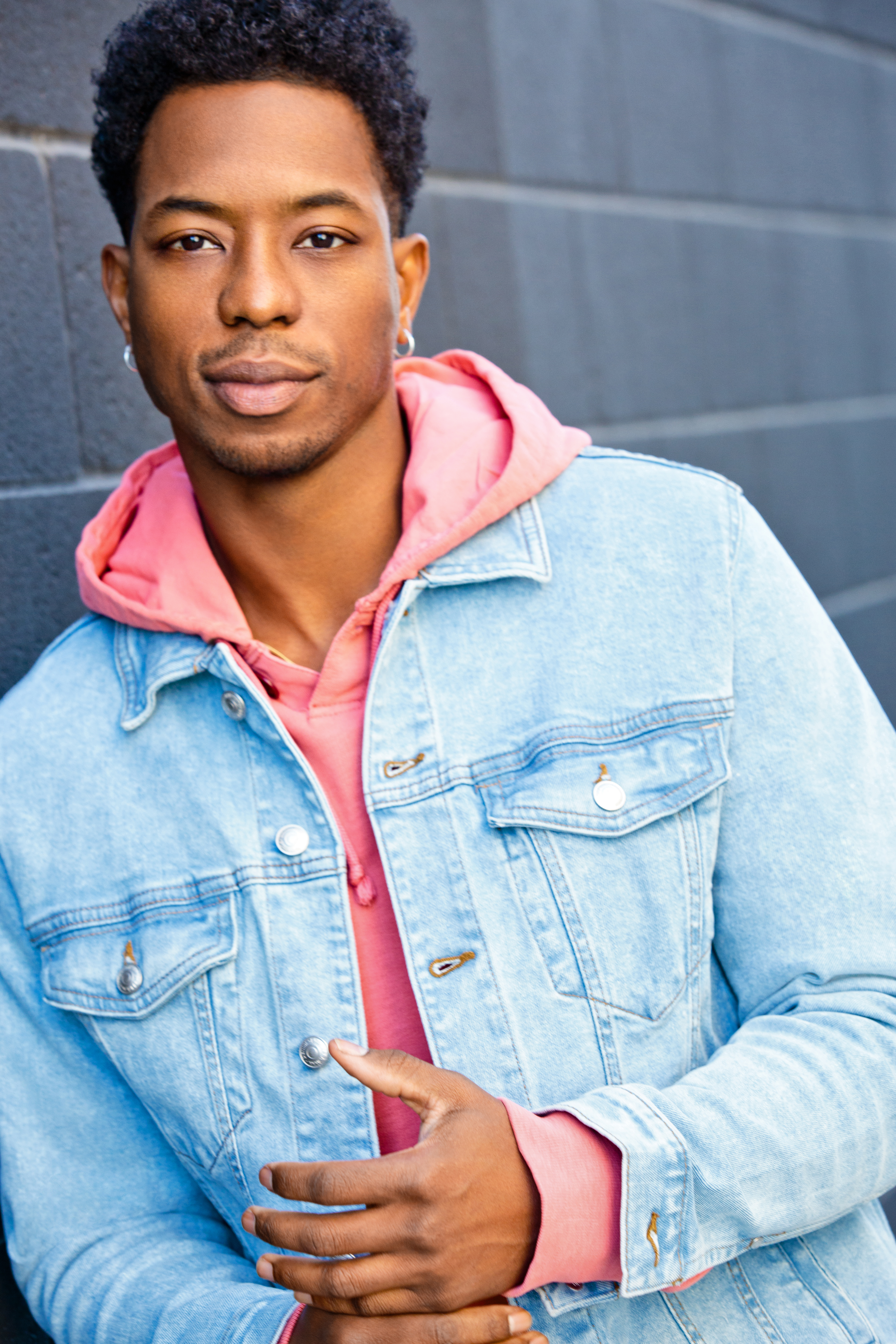 Лайонел Сэм