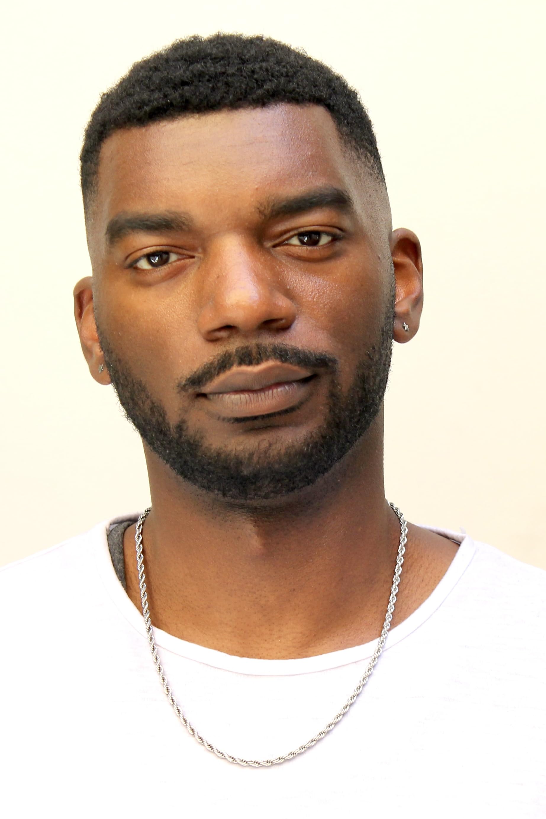 Остин Уоррен