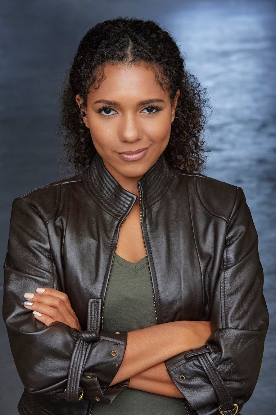 Пэрис Николь