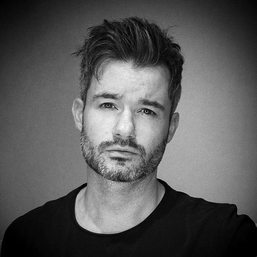 Джошуа Акин