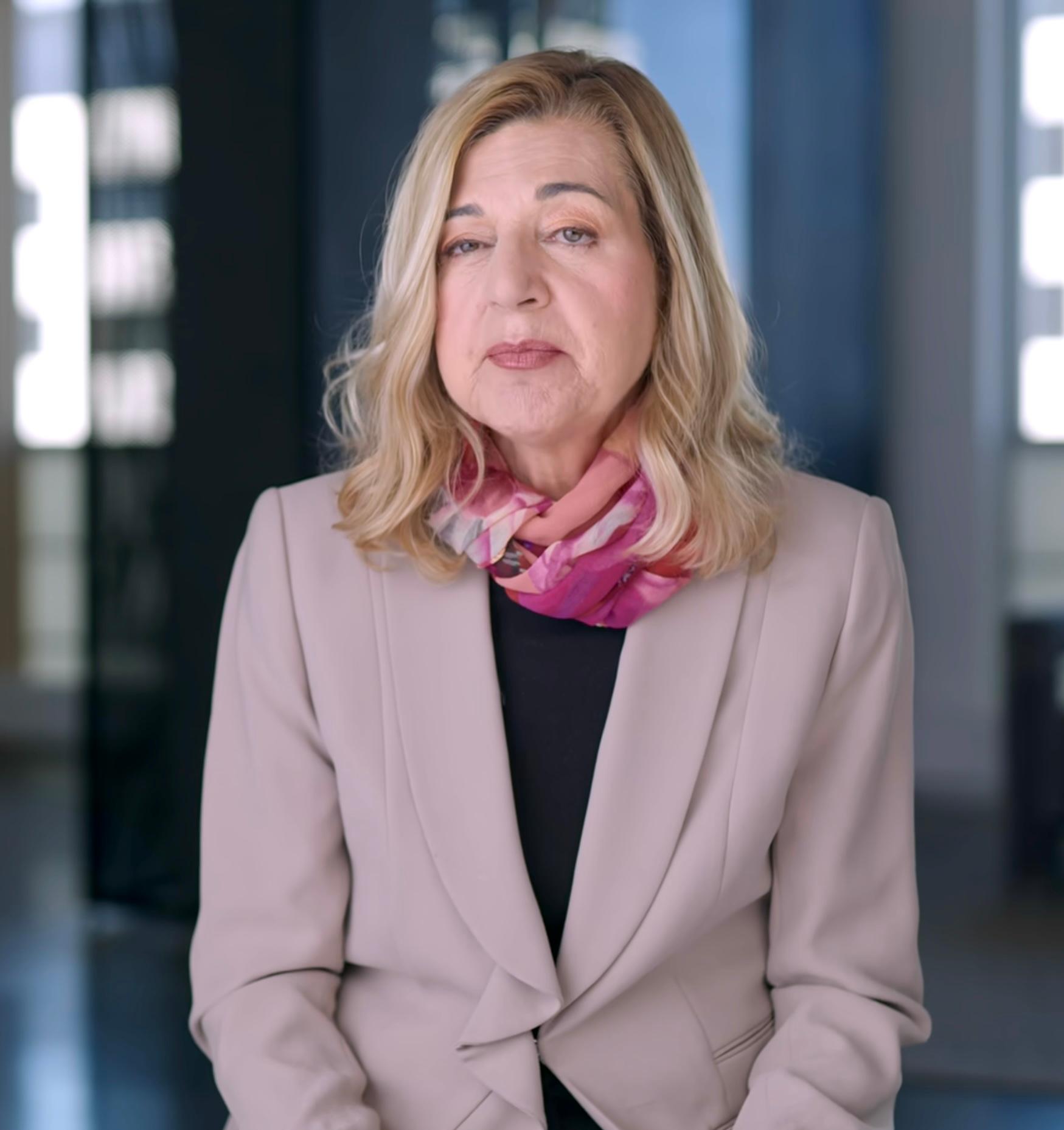 Маргарет Салливан