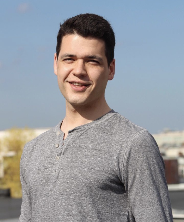 Дилан Трэверс