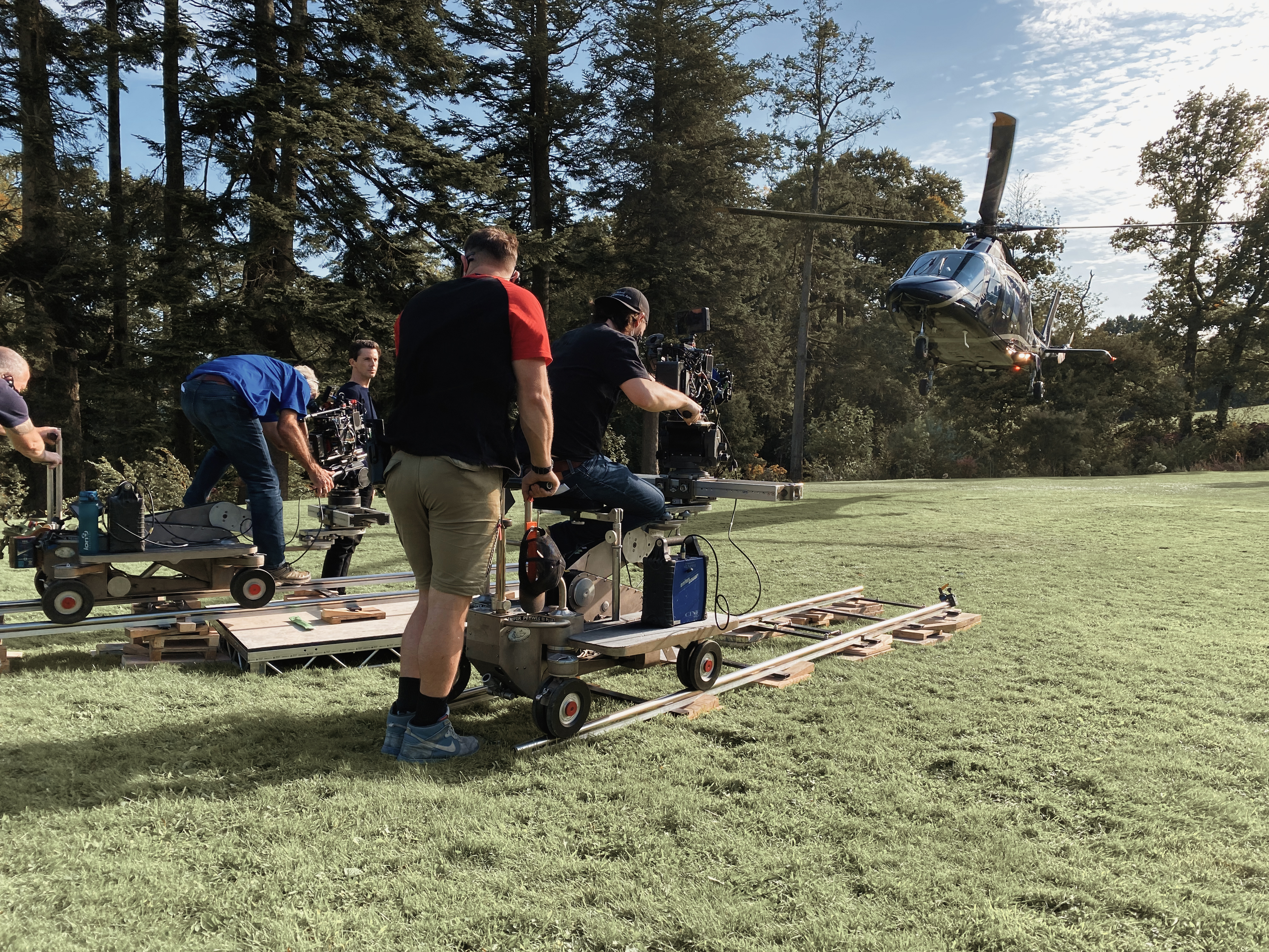 Адам Лайонс