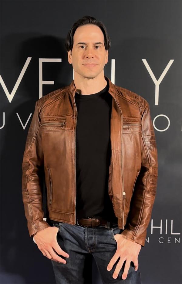 Chris Tasara