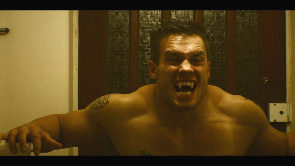 Джеймс МакКоркиндэйл