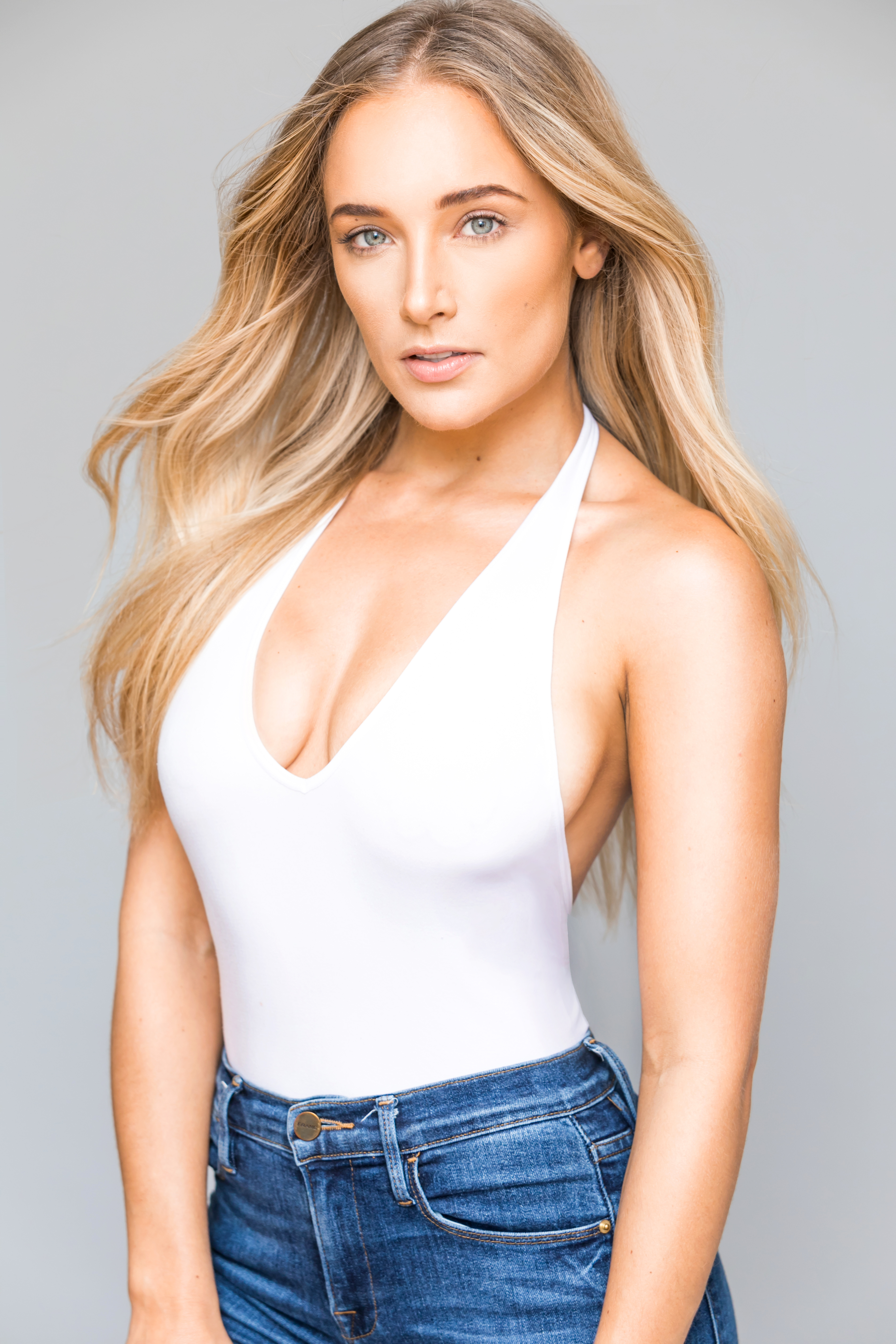 Лара Себастиан