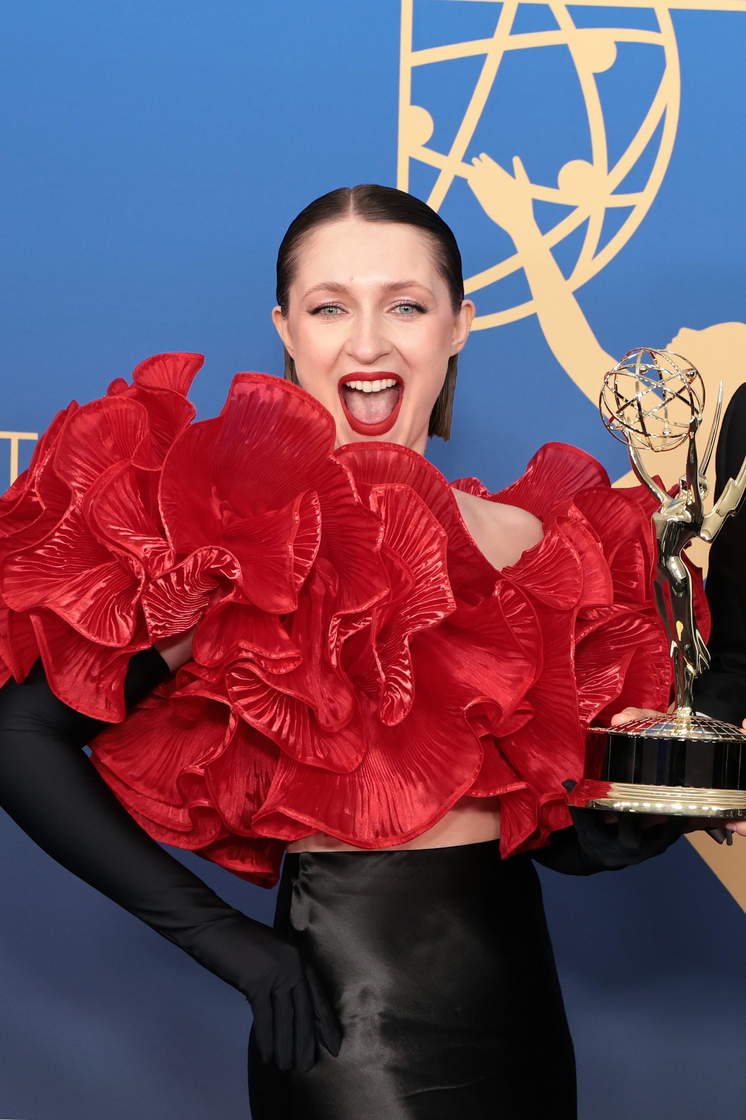 Соня Белоусова