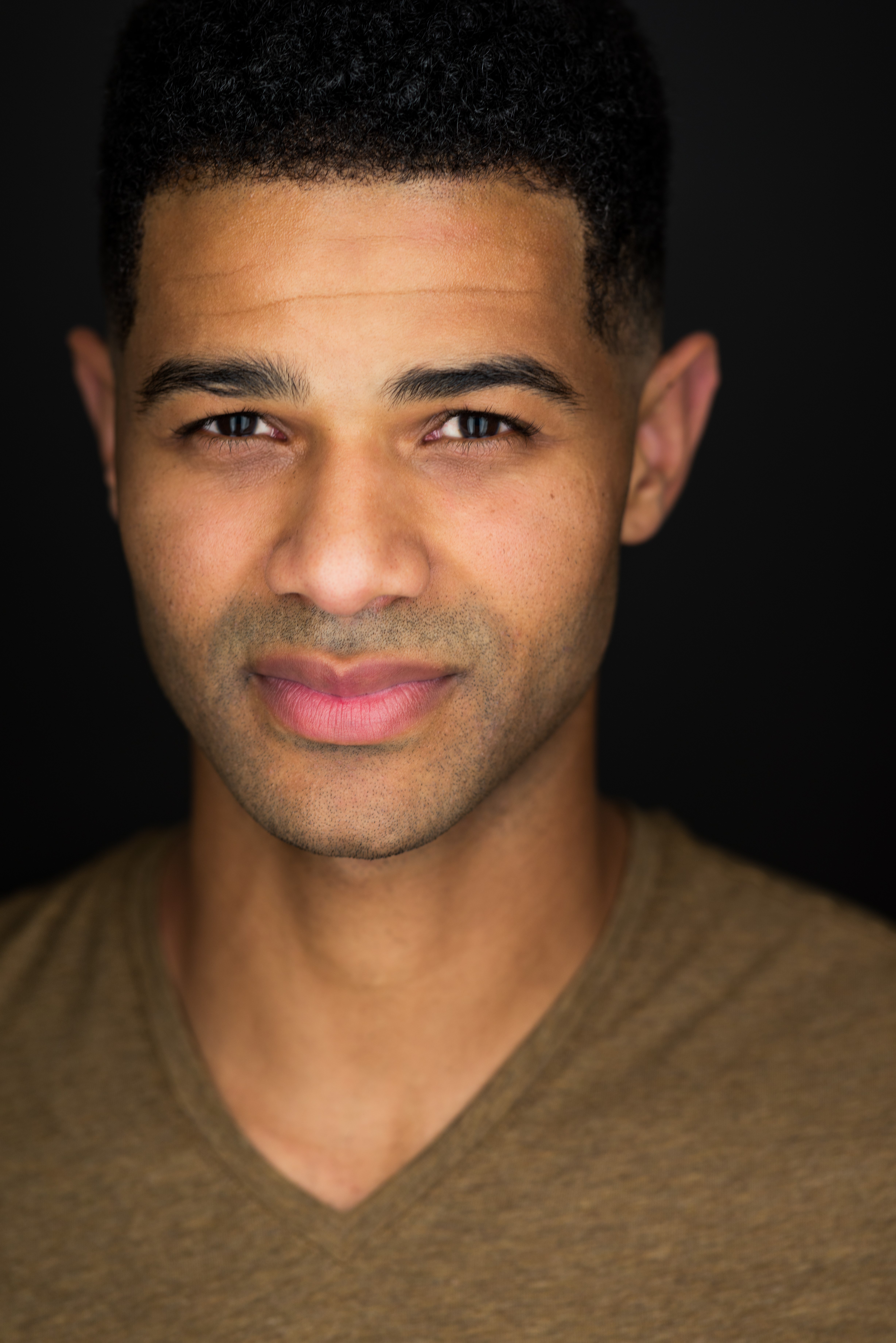 Брэндон Грегори