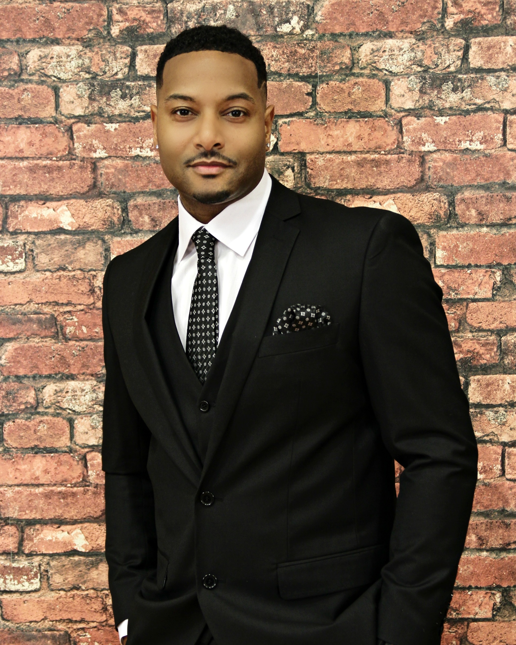 Хаким Шариф