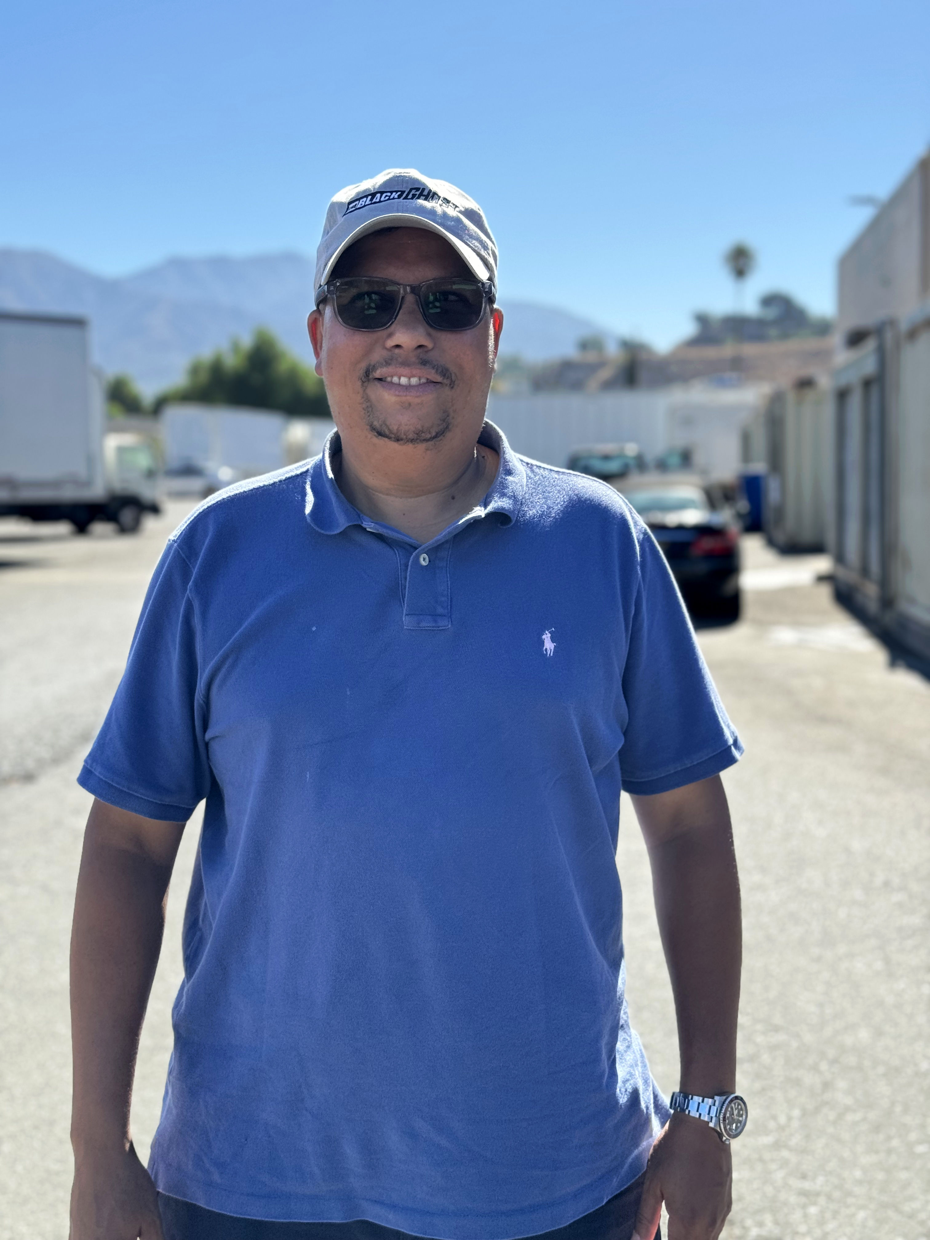 Грегори Куоллс