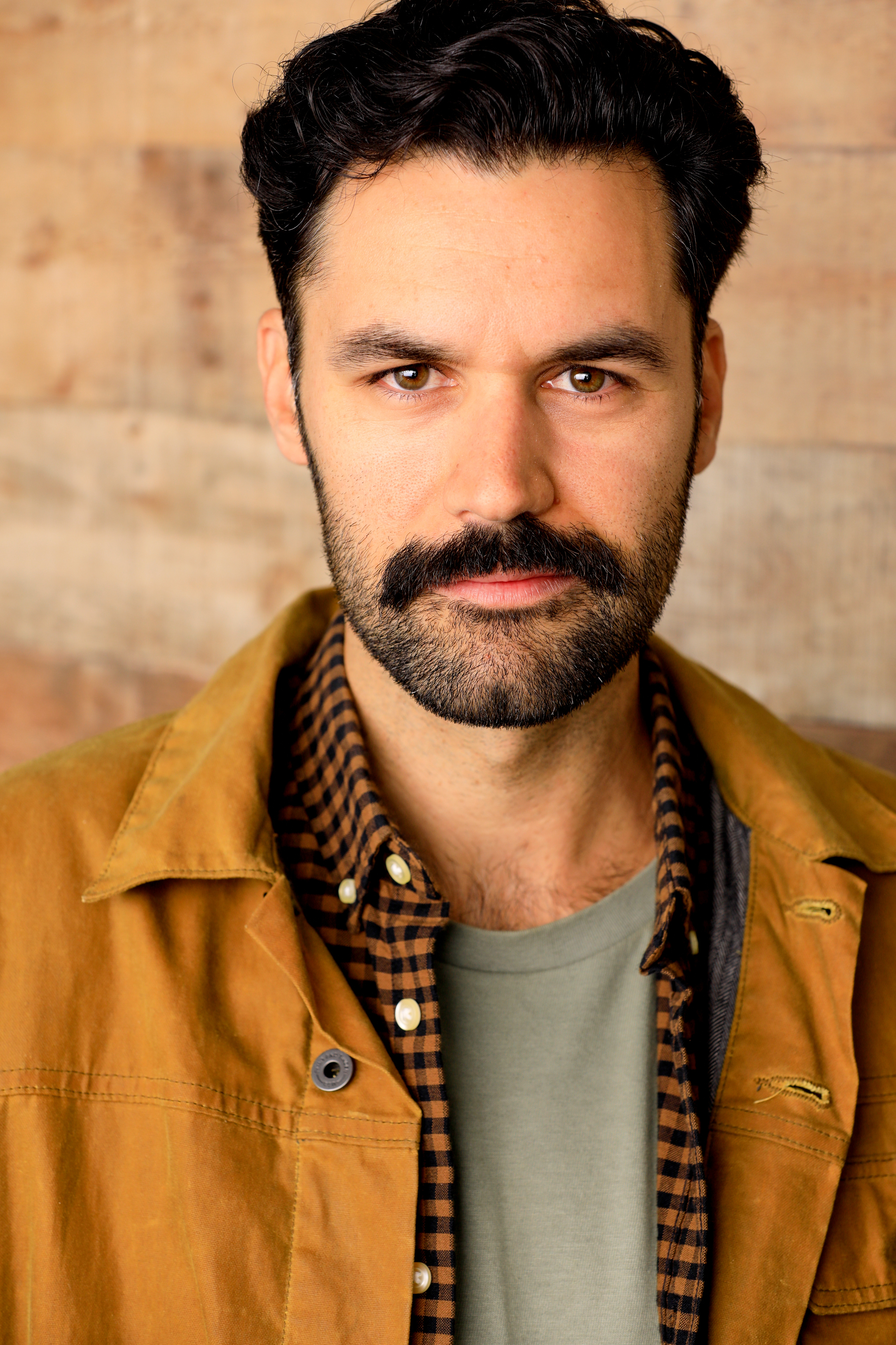 Майк Авилес