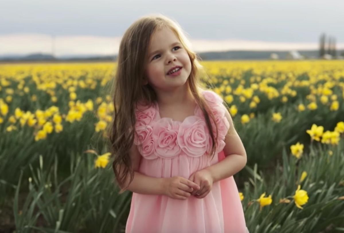 Клер Кросби