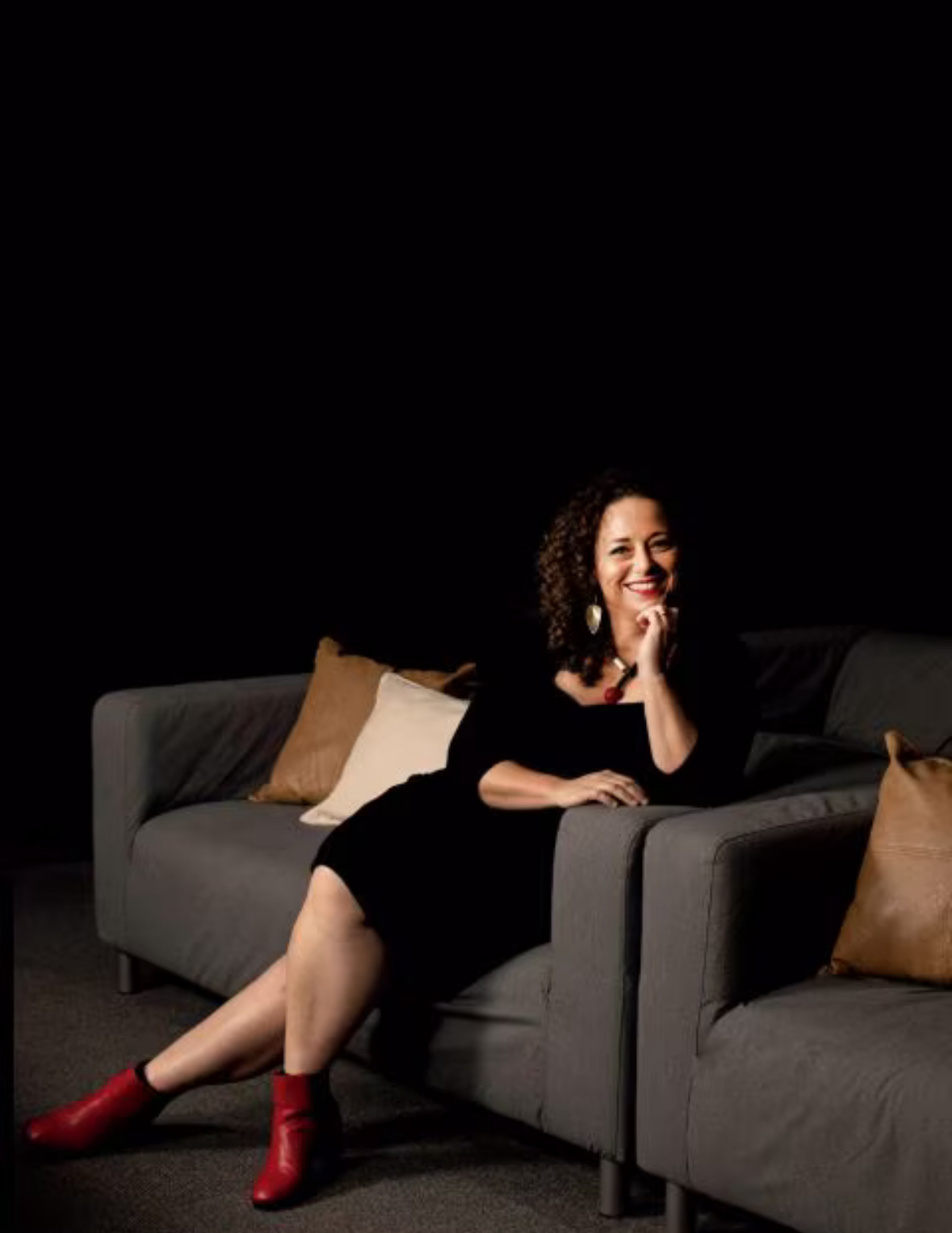 Надин Бэйтс