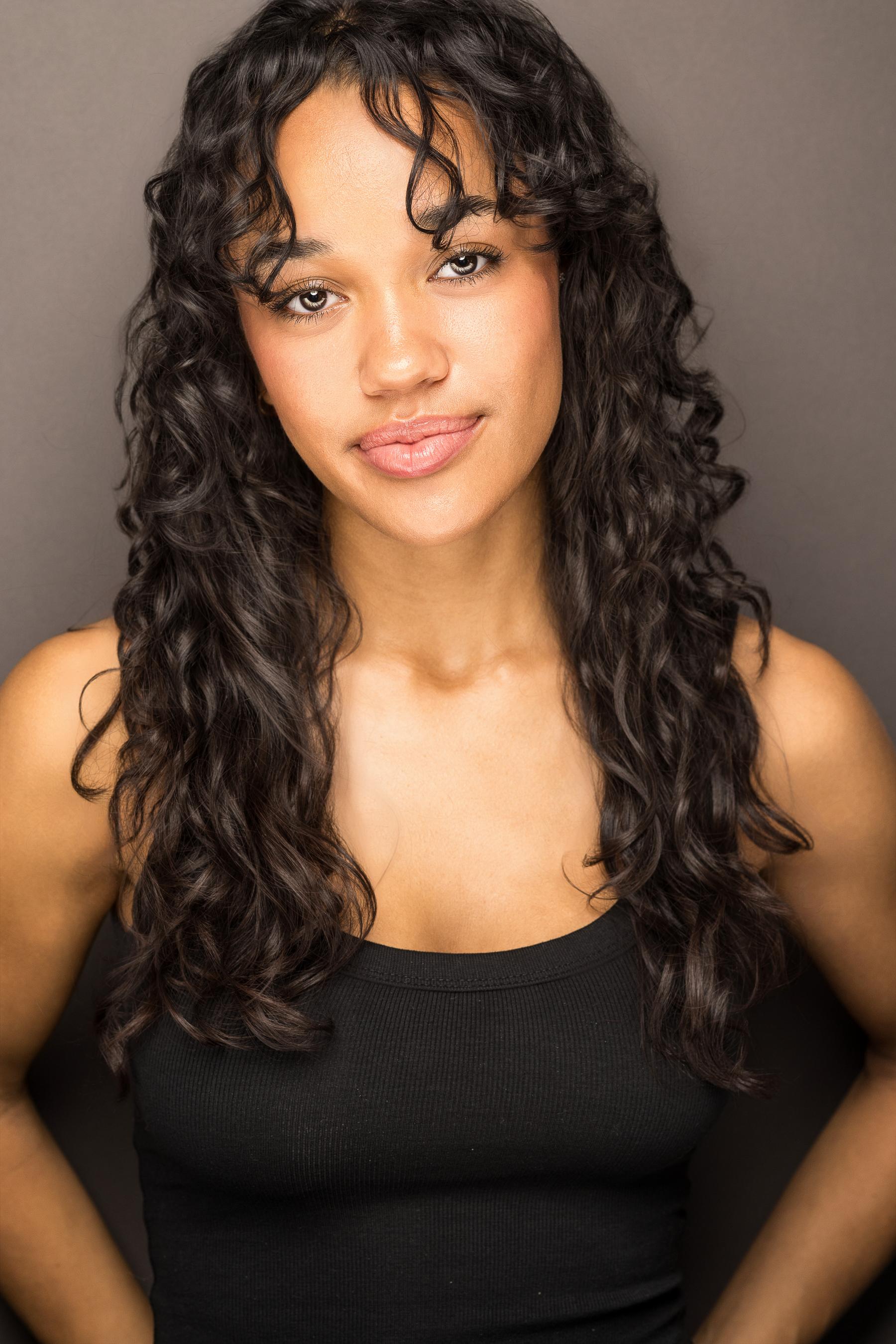 Жасмин Камали