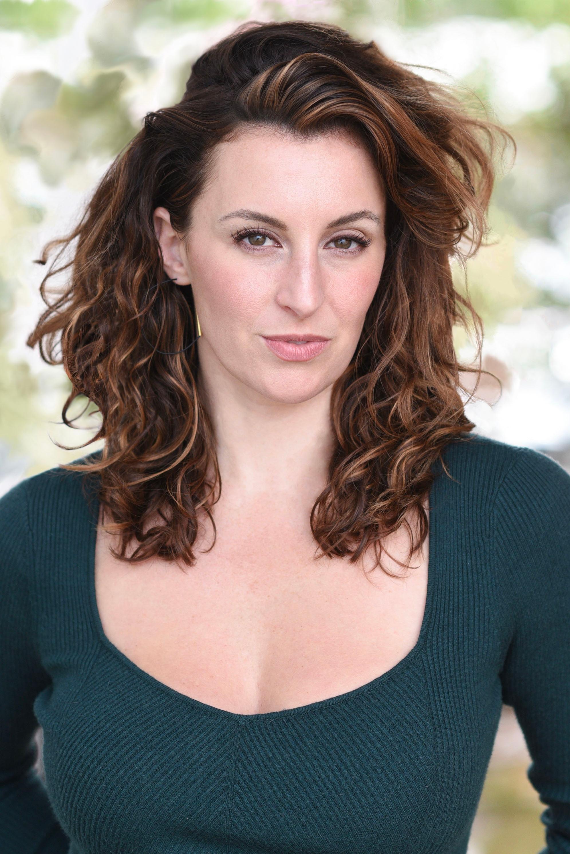 Алека Эмерсон