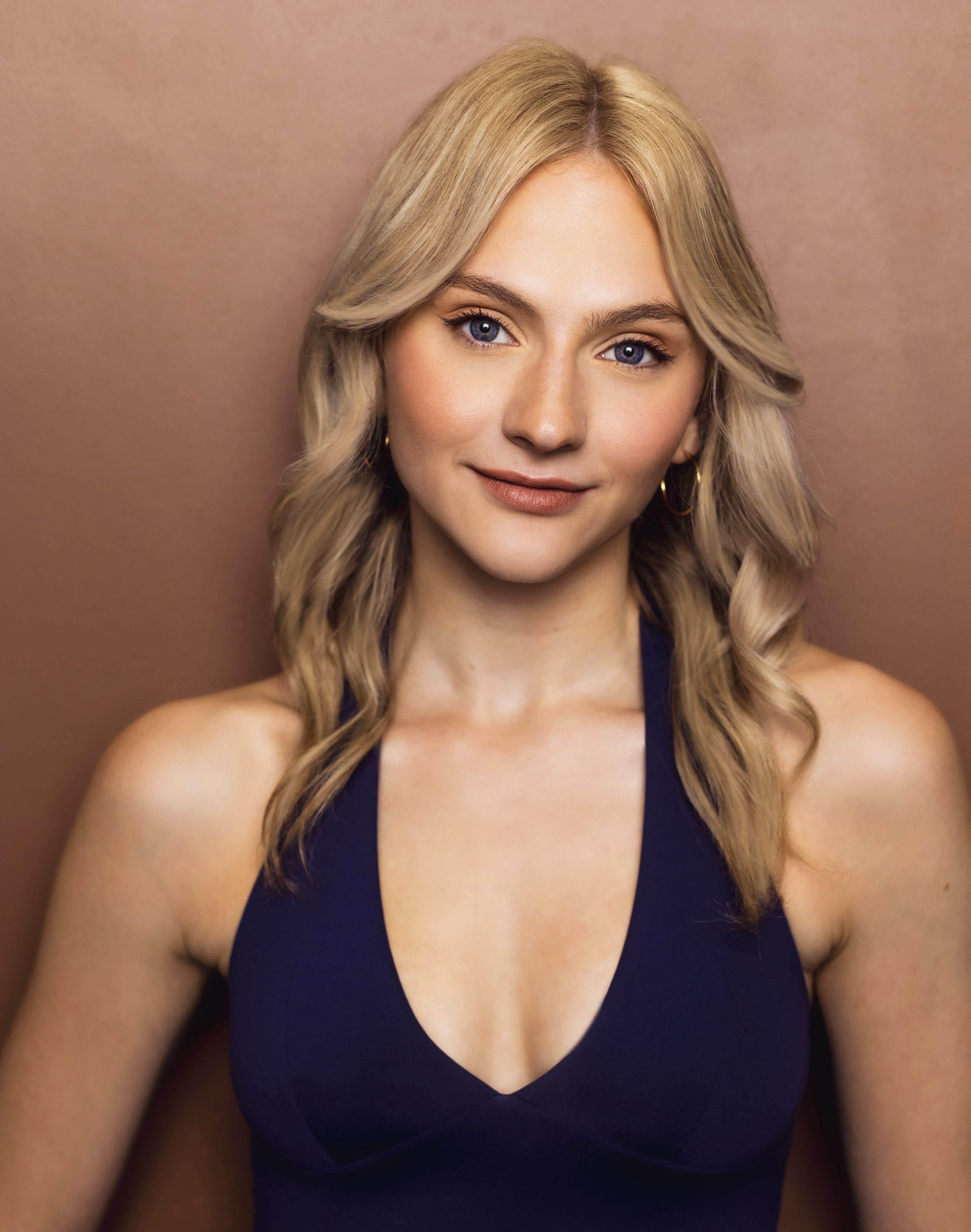 Тори Хайнлайн