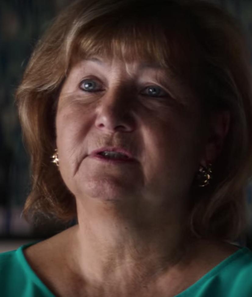 Анджела Гэллоп