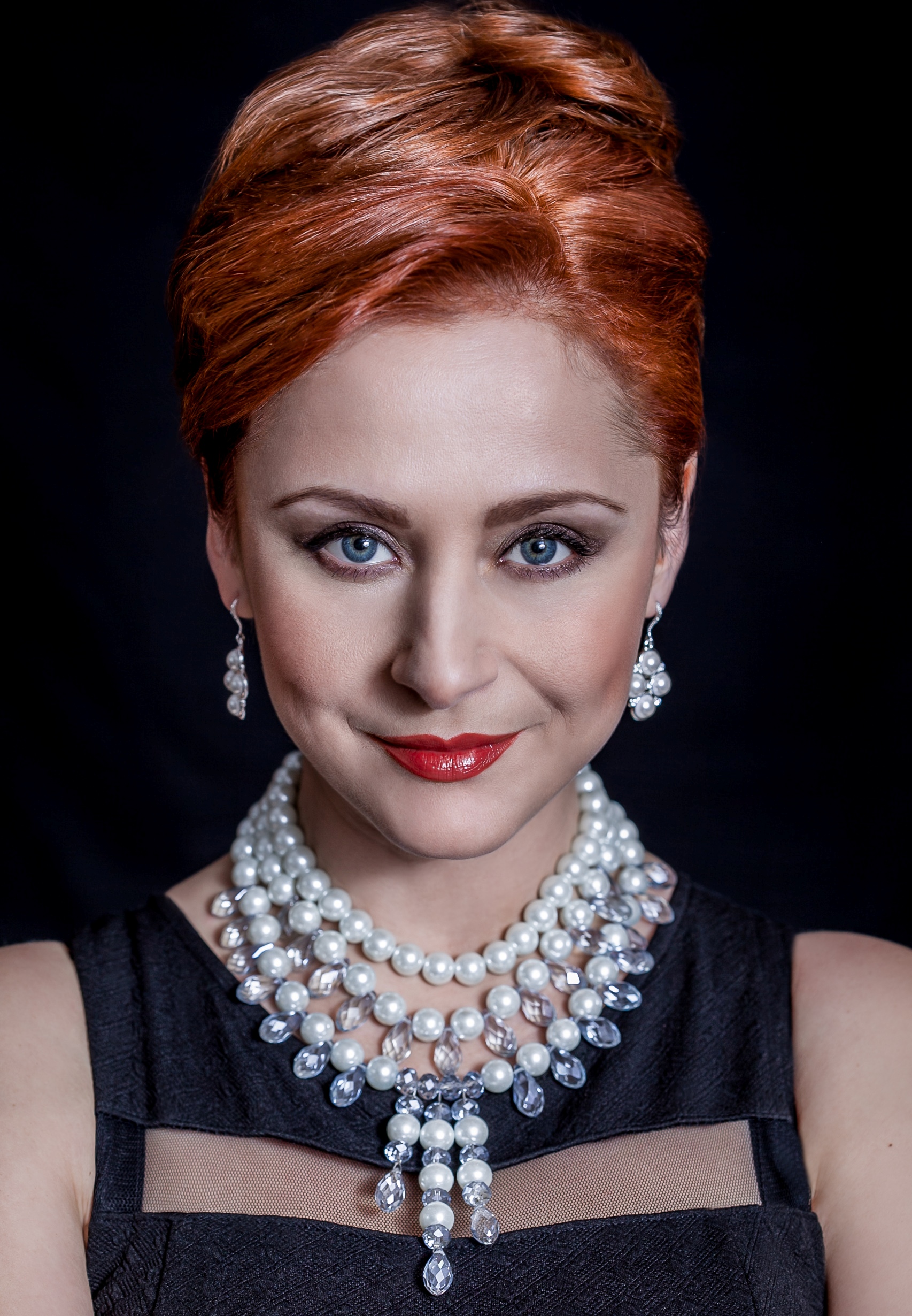 Люси Алекс