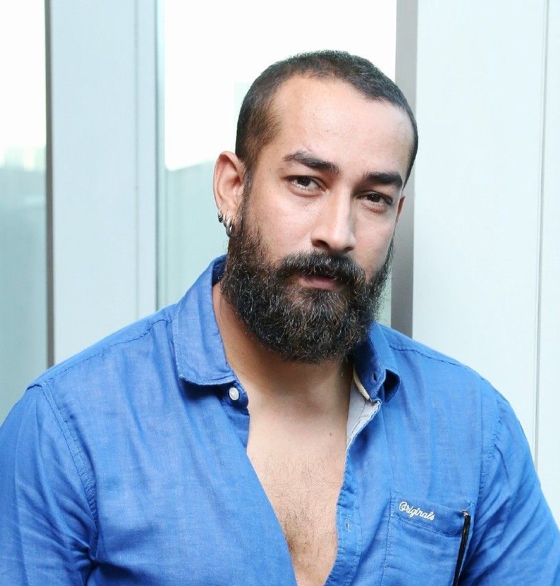 Амит Тивари