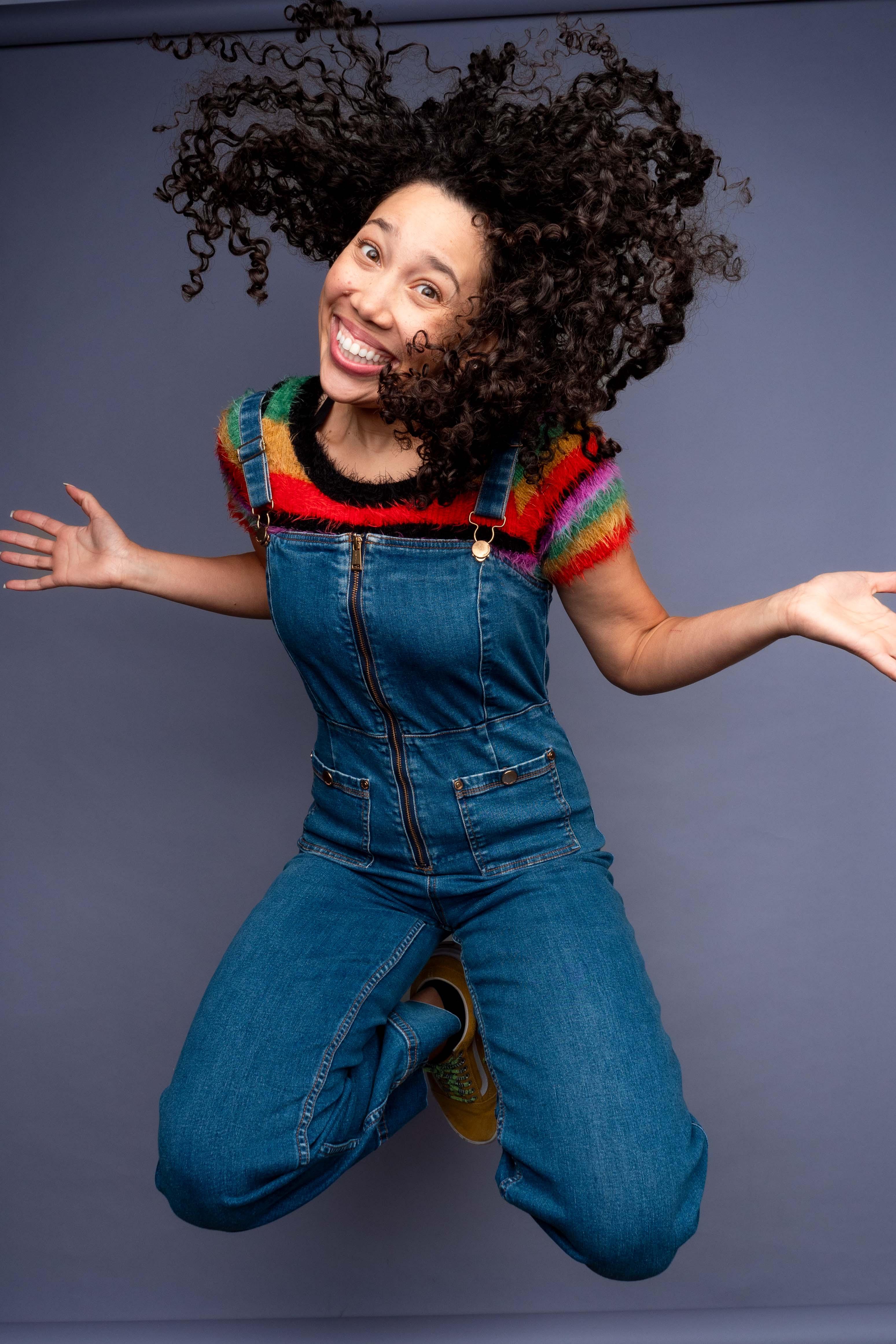 Вивиан Джил