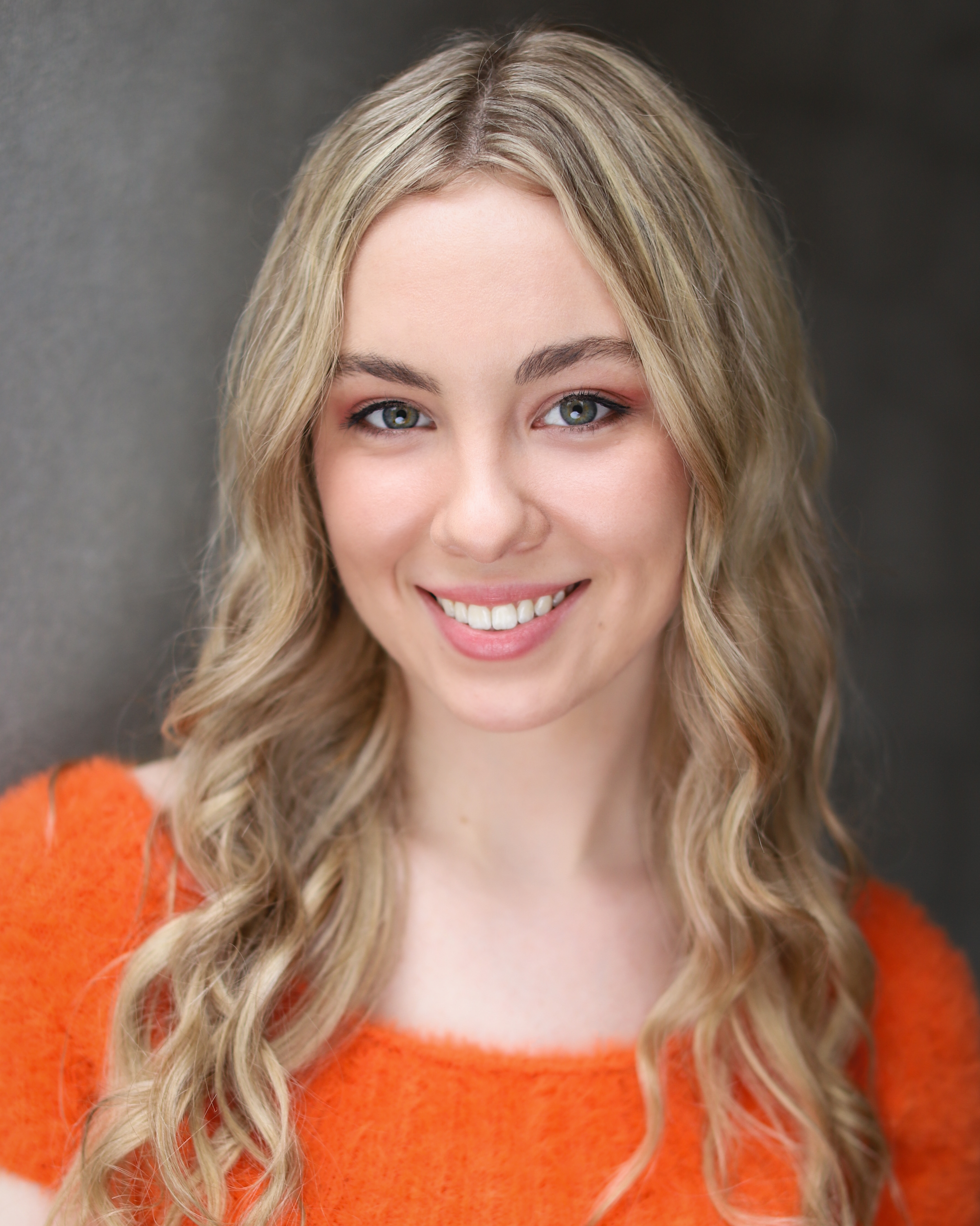 Оливия МакНамара