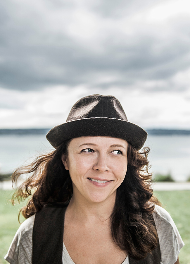 Дениз Джонс